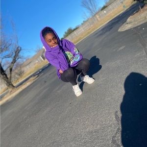 Meet your Posher, Yanna